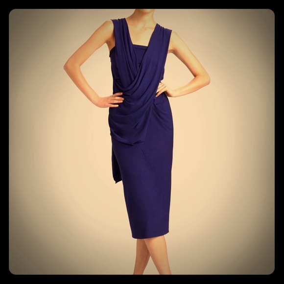 Donna Karan Infinity Dress - Picture 3 of 8