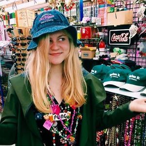 Meet your Posher, Jane