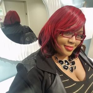 Meet your Posher, Donetta