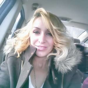 Meet your Posher, Shana