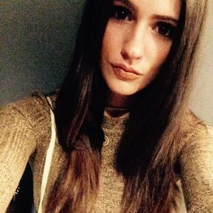 Meet your Posher, Anneka
