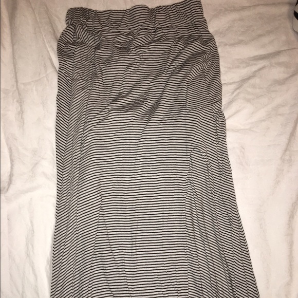 Brandy Melville maxi skirt