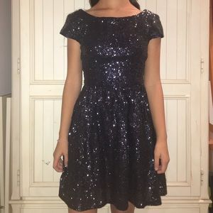 Sequined blue prom dress