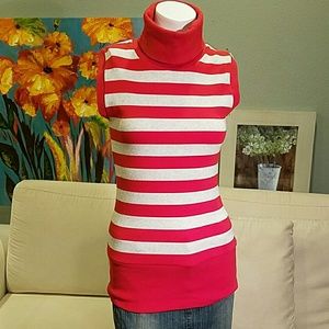 Women's top. New without tag