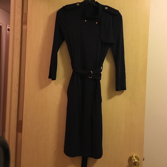 Ann Taylor long sleeve dress size 4