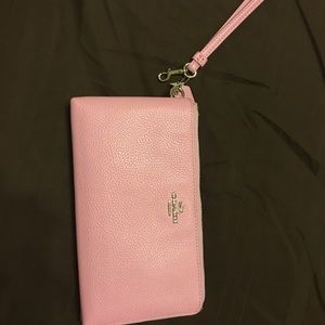 Coach wristlet(sold on cross post)