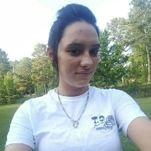 Meet your Posher, Devin