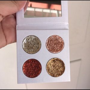 Neutral pressed glitter palatte