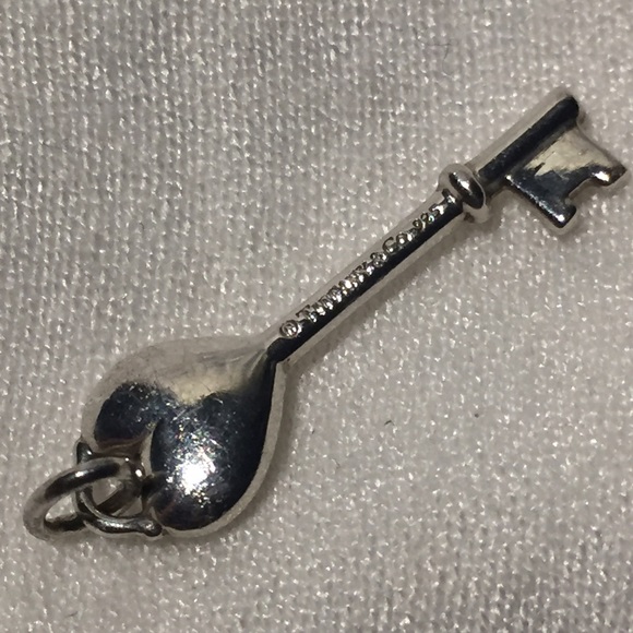 Tiffany Diamond Heart Key Charm Mini - Retired - Picture 2 of 4