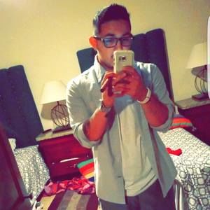 Meet your Posher, Carlos