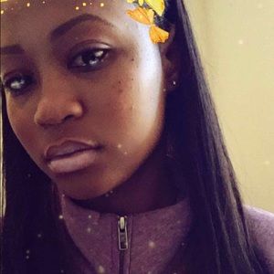 Meet your Posher, Deanna