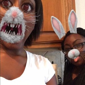 Meet your Posher, Maya