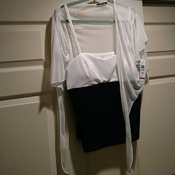 Top - Picture 2 of 2