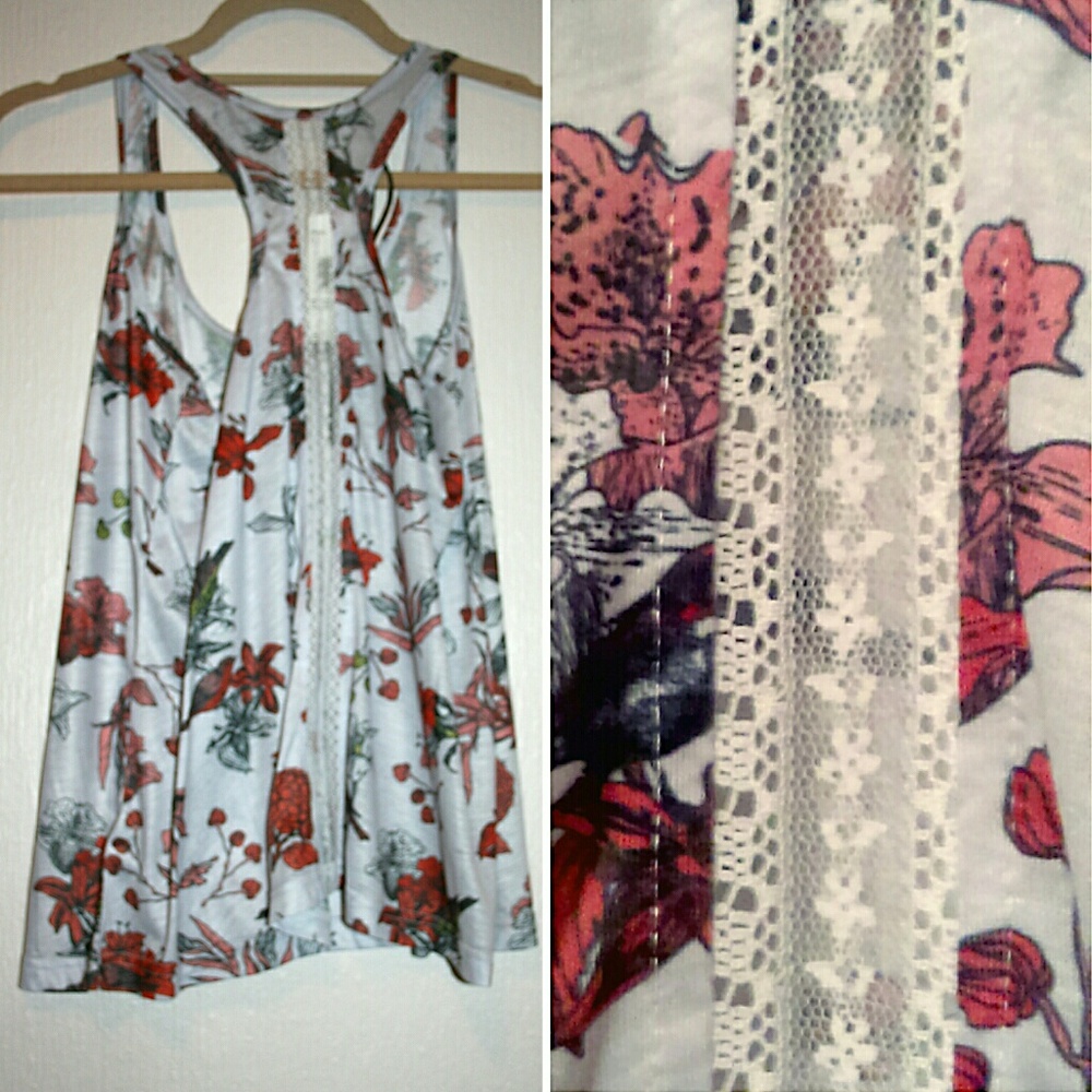 ⚡1 S LEFT⚡ BUFFALO Floral & Bird Tank w/ Lace NWT - Picture 7 of 8