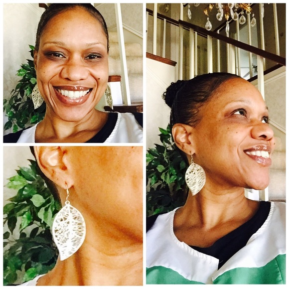 ✨Silver Plated Leaf Shaped Jewelry Set ✨ - Picture 8 of 8