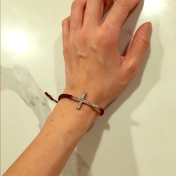 Cross bracelet