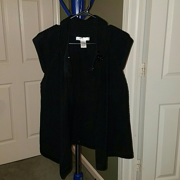 Black sweater that buttons on top. - Picture 2 of 3