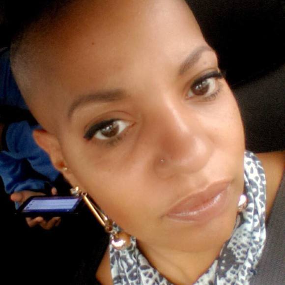 Meet your Posher, Ebony