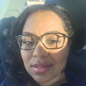 Meet your Posher, Latasha