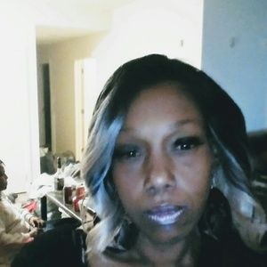 Meet your Posher, Betti