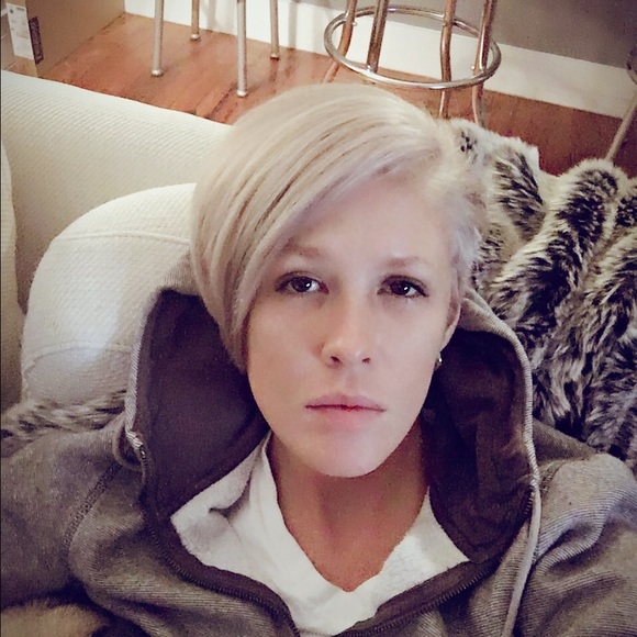 Meet your Posher, Krystal