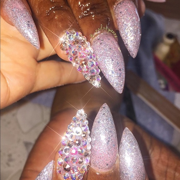 Meet your Posher, Armide