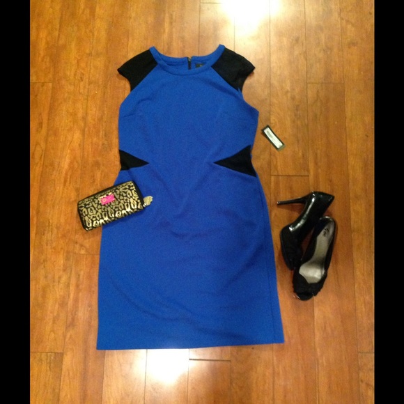 Worthington Dresses & Skirts - Curve appeal Dress ( marking down for short time)
