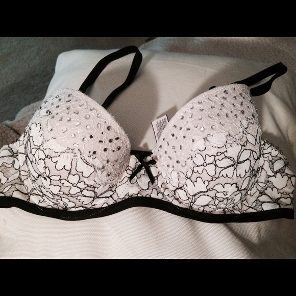 Victoria's. Secret bra