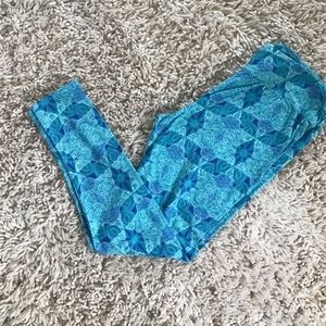 LulaRoe leggings. TC