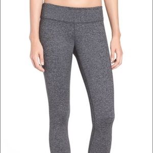 Zella 'Live In' Midi Leggings in Black Terra