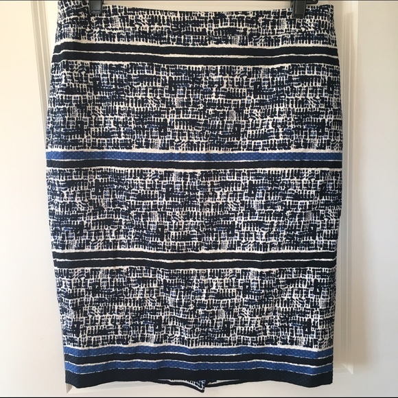 The Limited- Textured skirt