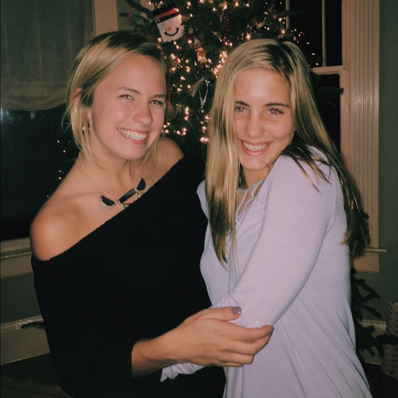 Meet your Posher, Ella