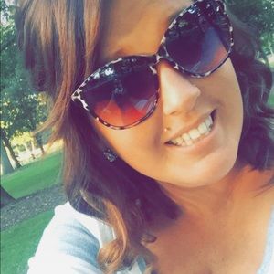 Meet your Posher, Heather