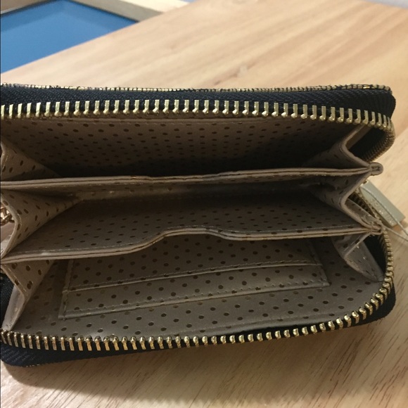 Deux Lux Wallet-NWT - Picture 3 of 4
