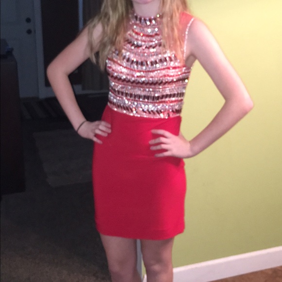 Red hoco/prom dress