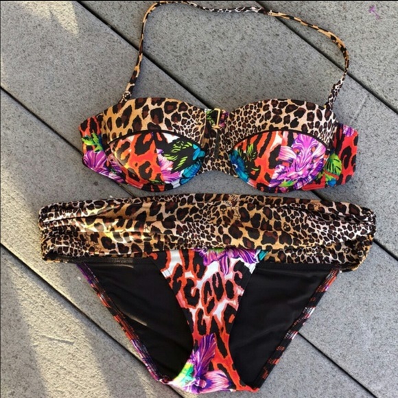 Victoria's Secret bikini top