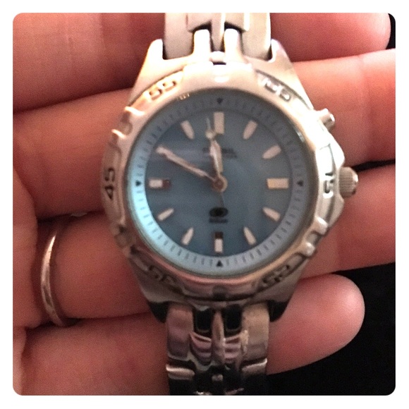 🎉FINAL SALE - Women's Fossil "blue" watch