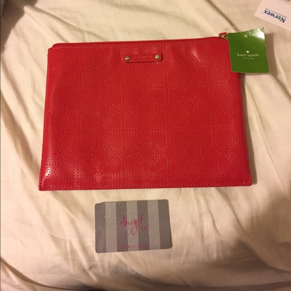 kate spade Handbags - NWT Kate Spade clutch