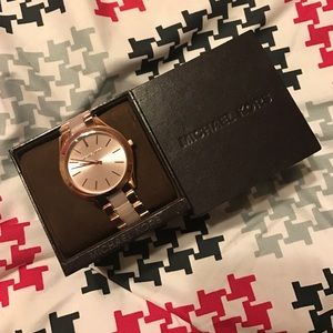 Michael Kors Watch (Rose Gold)