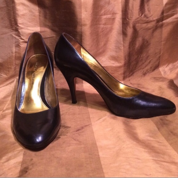 Antonio Melani Midnight Blue Heels sz 7M.