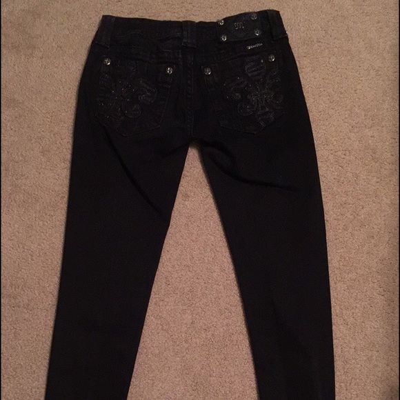 Black Miss Me Skinny Jeans $45 Size 26