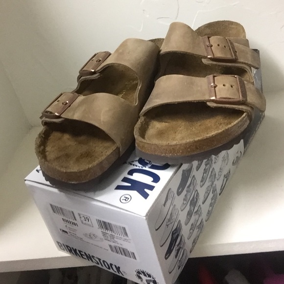 Birkenstocks like new!!