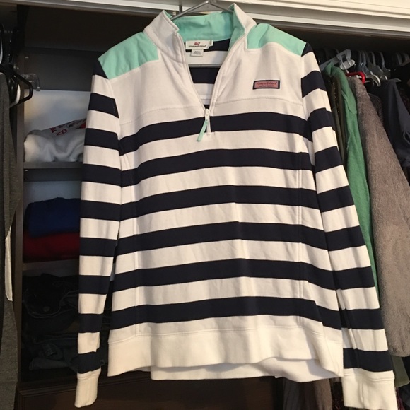 Perfect condition Vineyard Vines Pullover