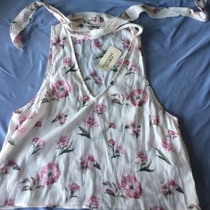 Woven top sleeveless blouse