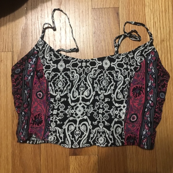 Crop top