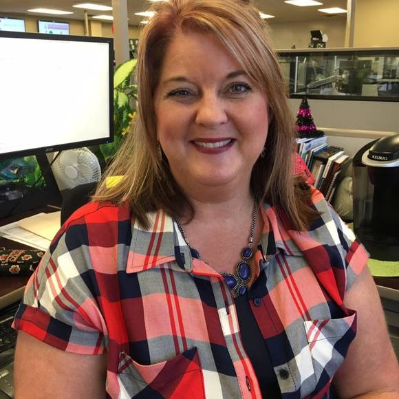 Meet your Posher, Pamela