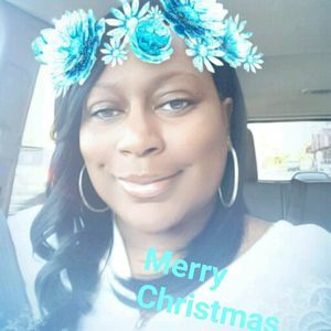 Meet your Posher, Latoya