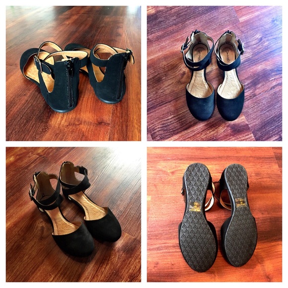 ON SALE - Black flats with crisscross ankle straps