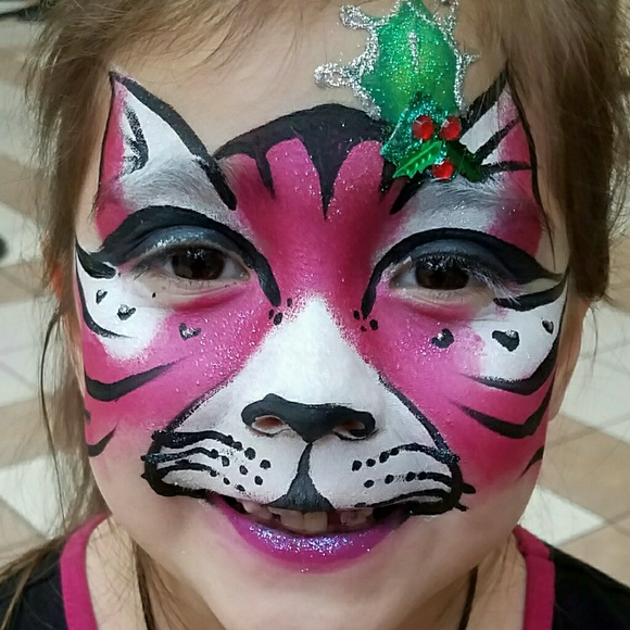 Meet your Posher, Bernadette - Picture 3 of 7