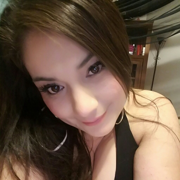 Meet your Posher, Bernadette - Picture 5 of 7